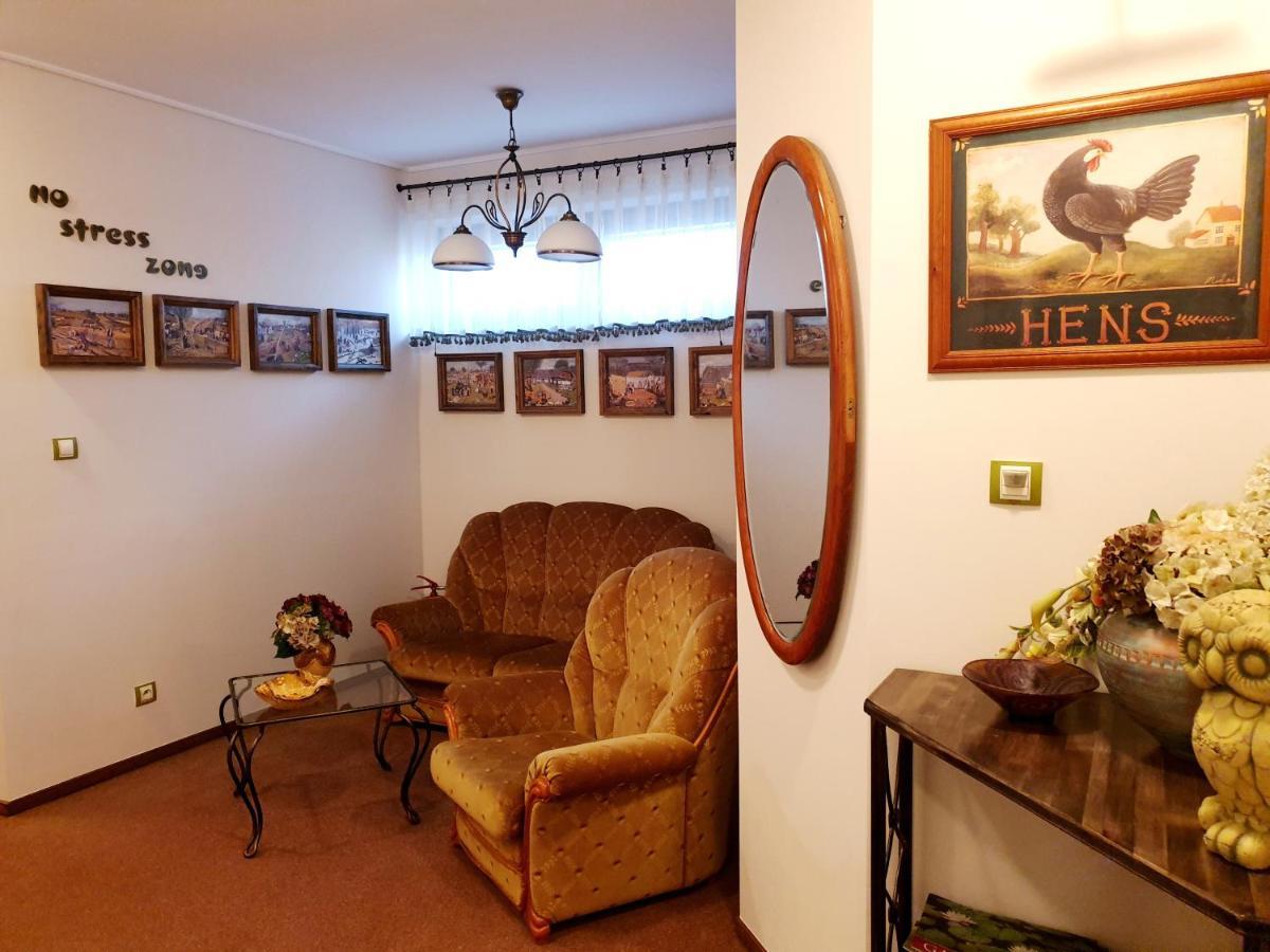 Penzion A Restauracia Toldi غالنتا المظهر الخارجي الصورة