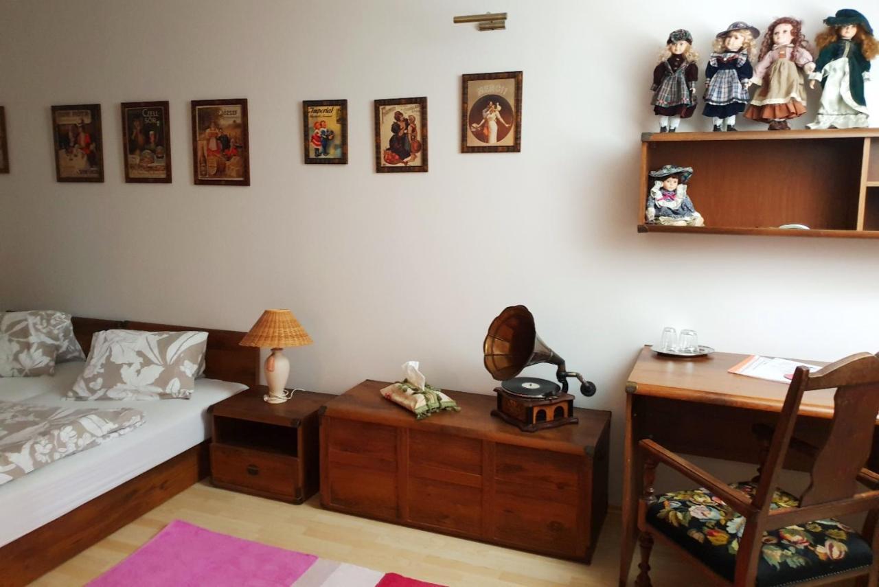 Penzion A Restauracia Toldi غالنتا المظهر الخارجي الصورة