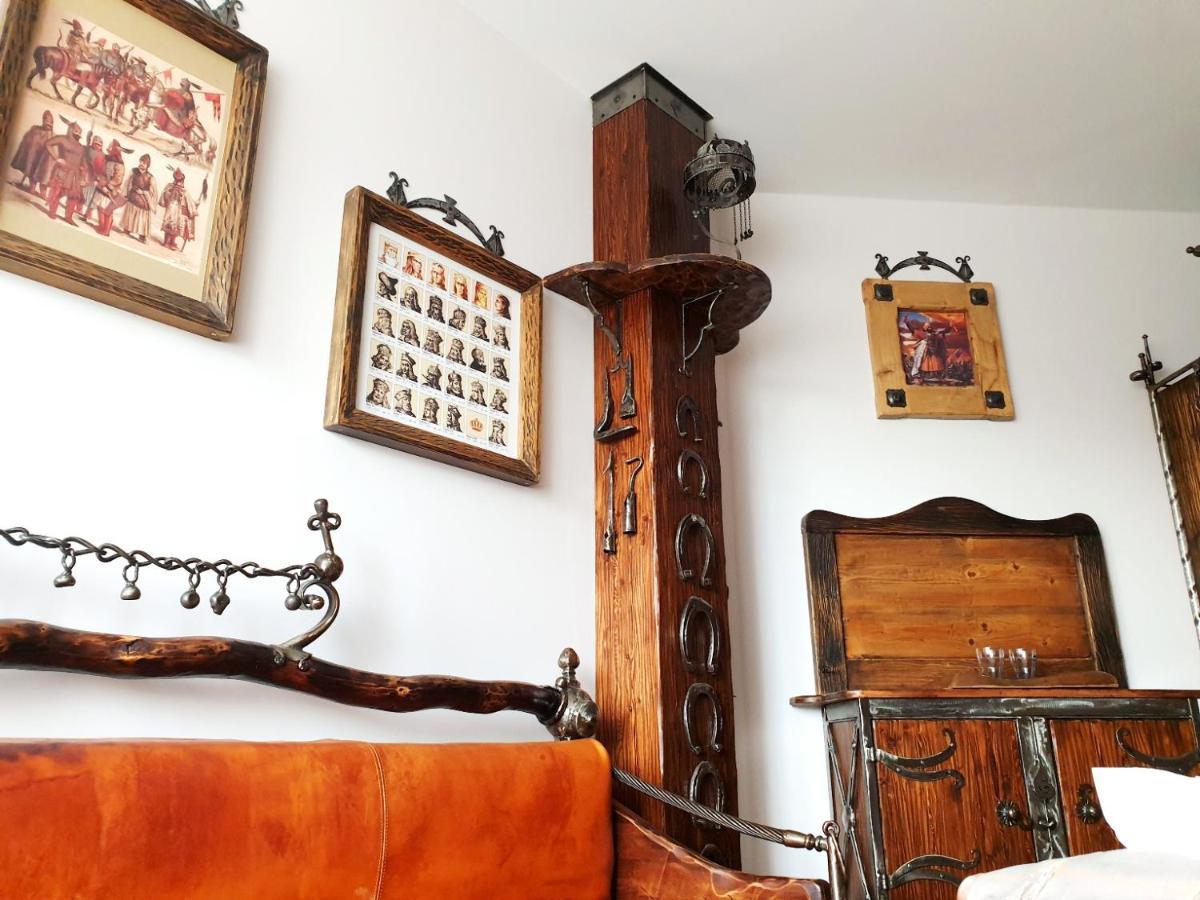 Penzion A Restauracia Toldi غالنتا المظهر الخارجي الصورة