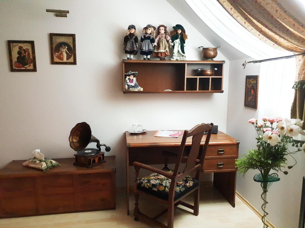 Penzion A Restauracia Toldi غالنتا المظهر الخارجي الصورة
